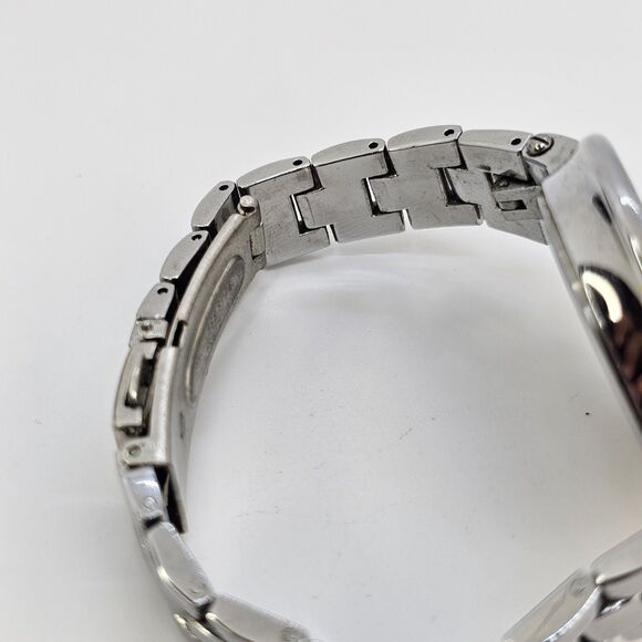 Liz Claiborne Women's Watch 35MM Gray Dial Gray Bracelet Band 5.75" New Battery - Picture 12 of 14